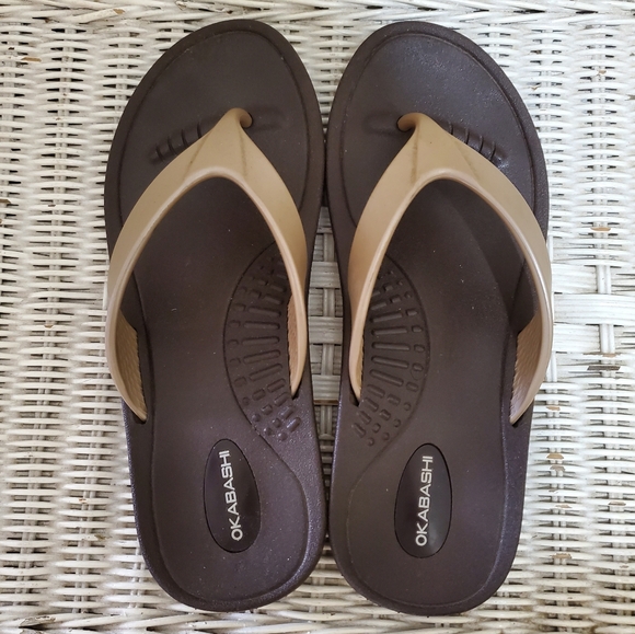 Okabashi Tan Brown Flip Flop Sandals - Picture 1 of 7